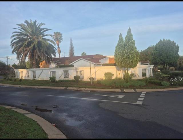 5 BEDROOM HOUSE FOR SALE IN ENNERDALE